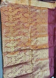 Elegant Silk Saree With Zari Border 💯