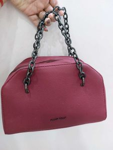 Never Used Burgundy Allensolly Hand Bag With Sling