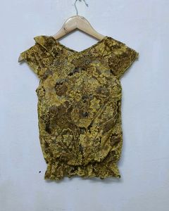 Trendy New Shinny Gold Top For Women