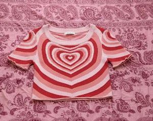 Sweetheart Swirl Knit Top - Red &amp; Pink Cropped Tee