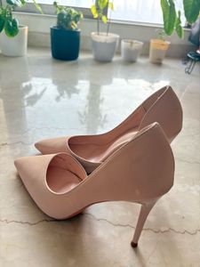 beige formal/casual heels