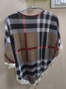 Stylish Plaid Poncho Top