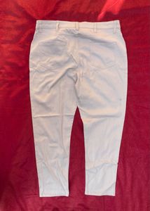 Off-White Straight Leg Jeans