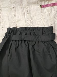 High-waisted Pencil Skirt