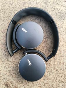 AKG Y500 Wireless Premium Headphone 🎧
