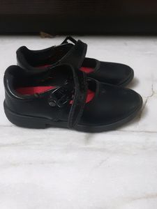 Girl&#39;s School Footwear Age 3-4