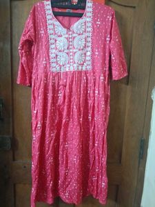 NEW Elegant Embroidered Kurta