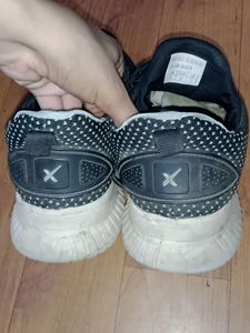 Black Sports Shoes