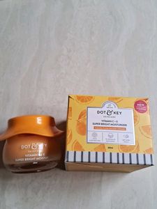 Dot & Key Super Bright Moisturizer