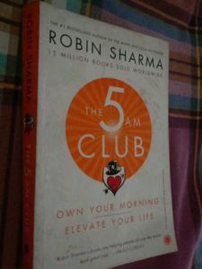 The 5 AM Club by Robin Sharma