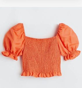 H&M Smocked Puff Sleeve Top