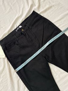 Petite Dani Black Raw Hem Jeans