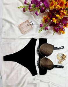 🇭🇲💫❣️imported Lace Bra &amp; Panty Set