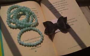 Cute aesthetic Beads Bracelet 💕🌼 With Freebie