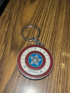 Captain America Spin Keychain