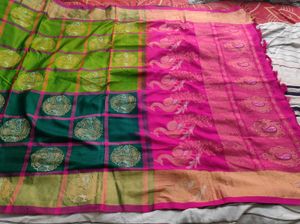 Green &amp; Pink Checkered uppada silk Saree
