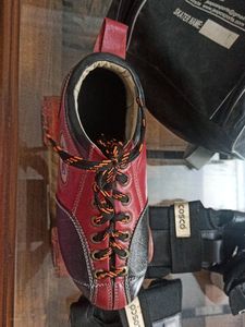 Skating Shoes Set