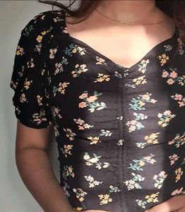 BLACK FLORAL TOP 🖤💐✨️