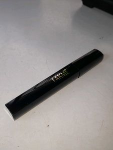 Lakme Volumizing Mascara