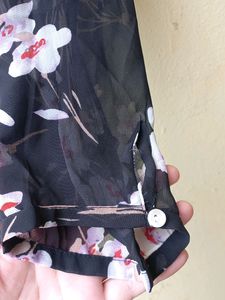Brand New Dj&amp;C Floral Black Top 😍