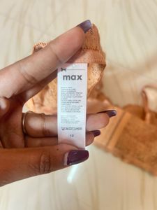 Brand New Lace Lingerie Set (Dubai Purchase)