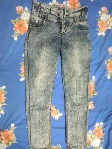 High-waisted Jeans