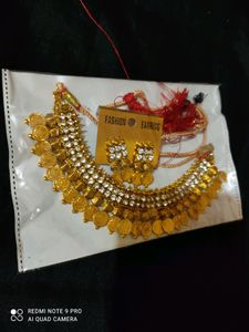 Beautiful necklace set
