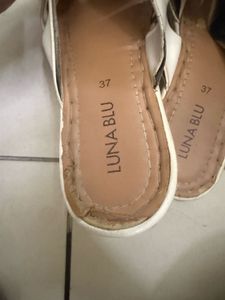 Used Flats &amp; Sandals use