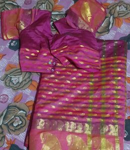 Saree With Blouse