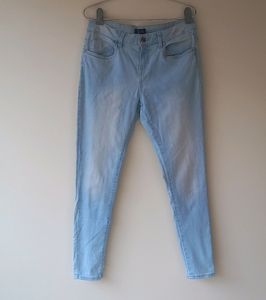 Mid Waisted Light Blue Jeans For Women