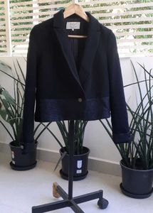 ZARA black wool blend short jacket