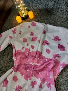 Designer&#39;s Formal Dress In Pink Colour 🩷🤍🤍