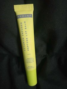 Hyphen Vitamin Infused Peptide Lip Balm - Peach