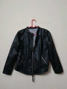 Y2k Leader Jacket 🖤