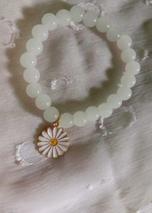 Aesthetic white bracelet and chain set🤍