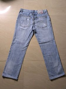 blue striaght fit jeans