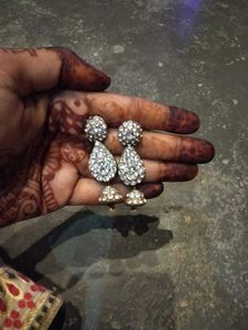 Sparkling Teardrop Earrings