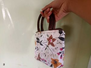 Floral Print Cosmetic Bag with Handle