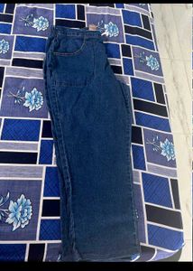 Relaxed Fit Denim Jeans