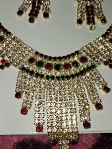 Jewellery Set With Earrings