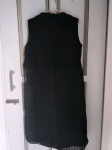 Black Sleeveless Dress