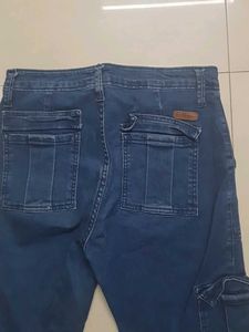Joggers Pant With Multiple Pockets For Same