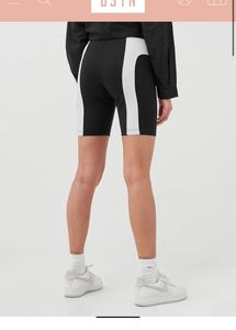 NIKE Sports Wear Under Cool (UNISEX)