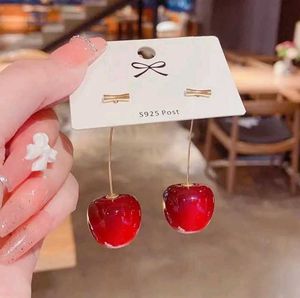 Cherry Earring 🍒
