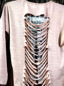 Back cut design casual Tshirt🎀