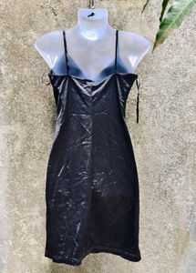 N. SEXY BLACK SHINNY BODYCON