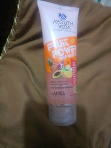 Fruit Power Face Wash Gel