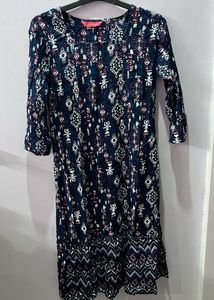 Women’s Kurtha