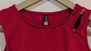 Asymmetric Detail Crop Top