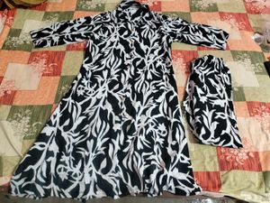 Chic Black &amp; White Dress